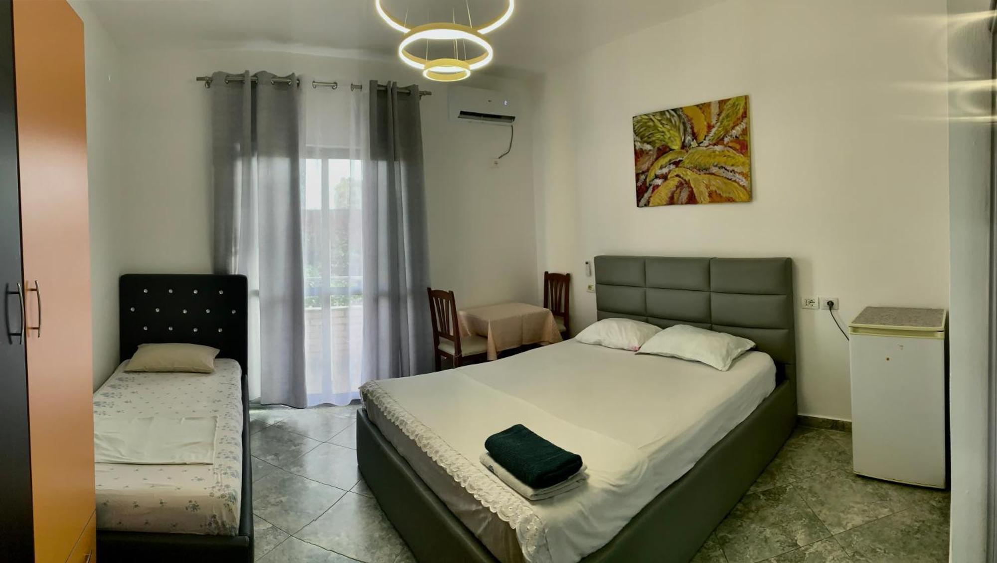 Serenade Beach Durrës Extérieur photo