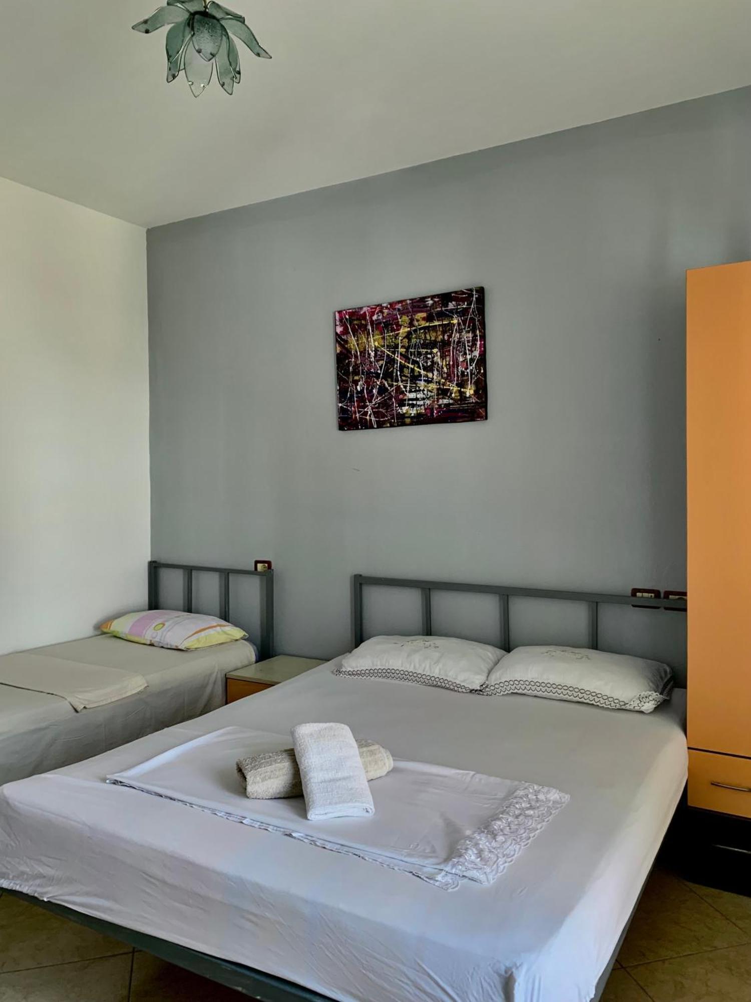 Serenade Beach Durrës Extérieur photo