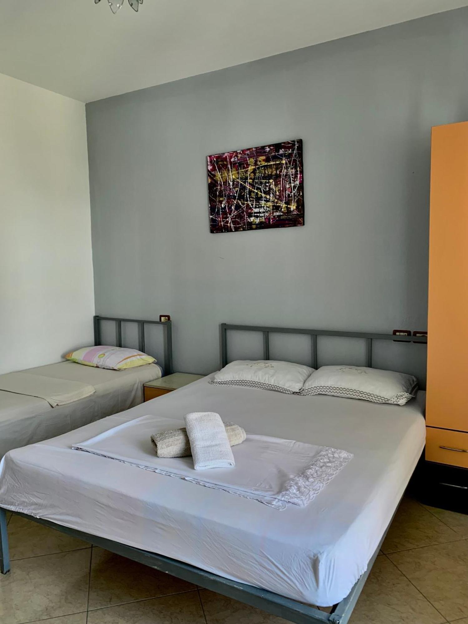 Serenade Beach Durrës Extérieur photo
