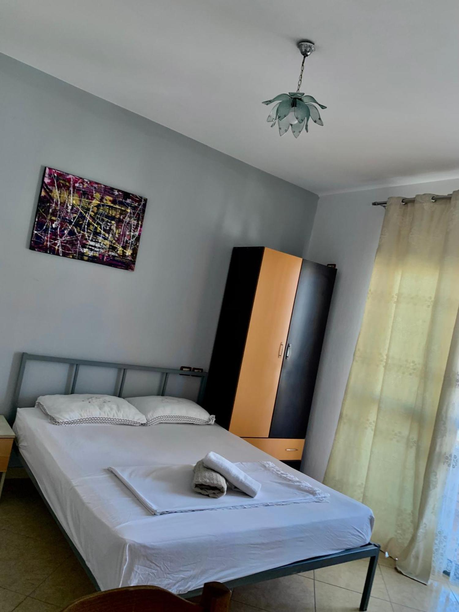 Serenade Beach Durrës Extérieur photo