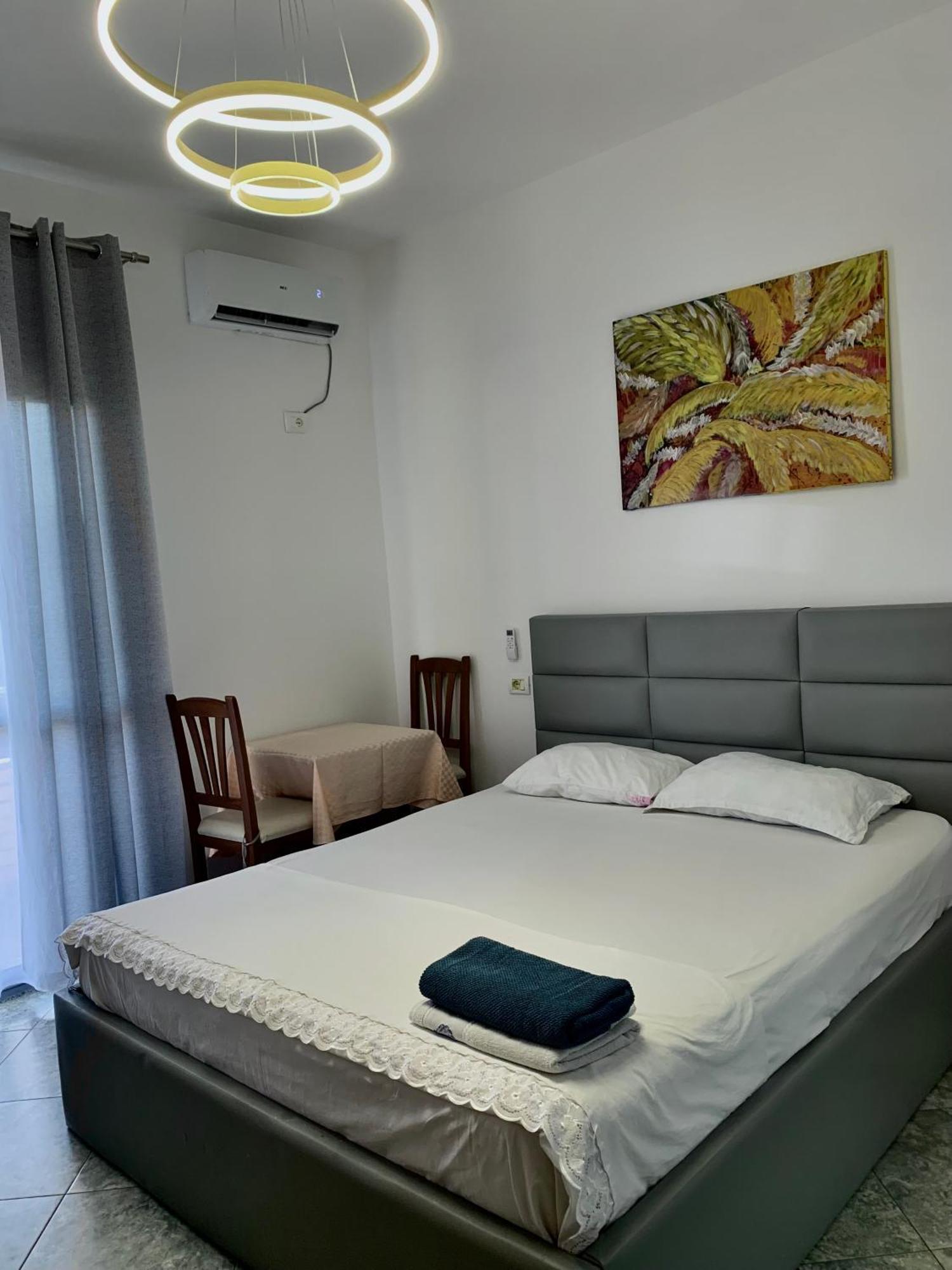 Serenade Beach Durrës Extérieur photo